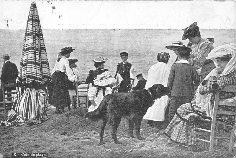 Carte postale ancienne Trouville Coin De Plage
