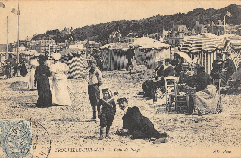 Carte postale ancienne Trouville Sur Mer Coin De Plage à Trouville-sur-Mer