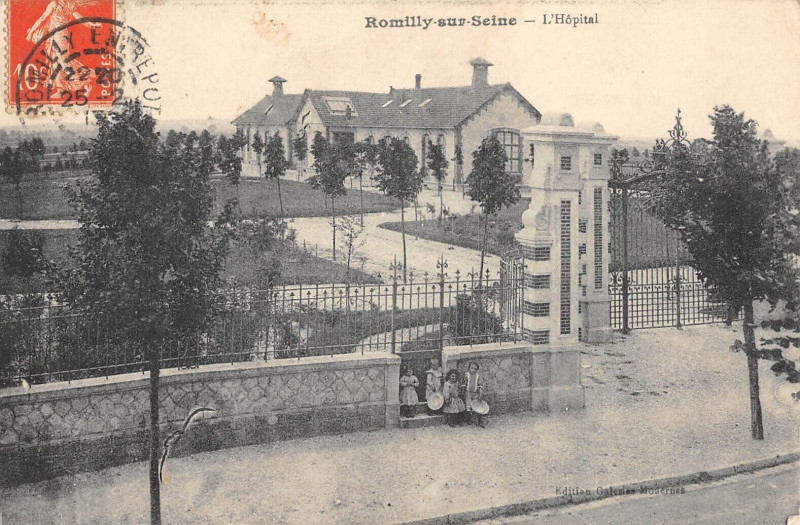 Carte postale ancienne Romilly Sur Seine Hopital à Romilly-sur-Seine