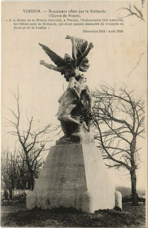 Carte postale ancienne Verdun Monument offert par la Hollande à Verdun