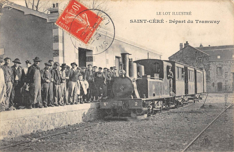 Carte postale ancienne Saint Cere Depart Du Tram (Train