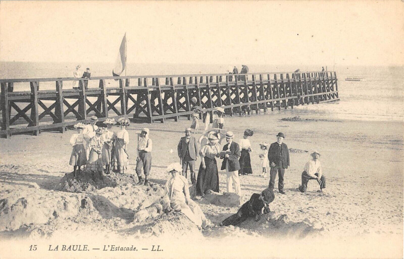 Carte postale ancienne La Baule Estacade
