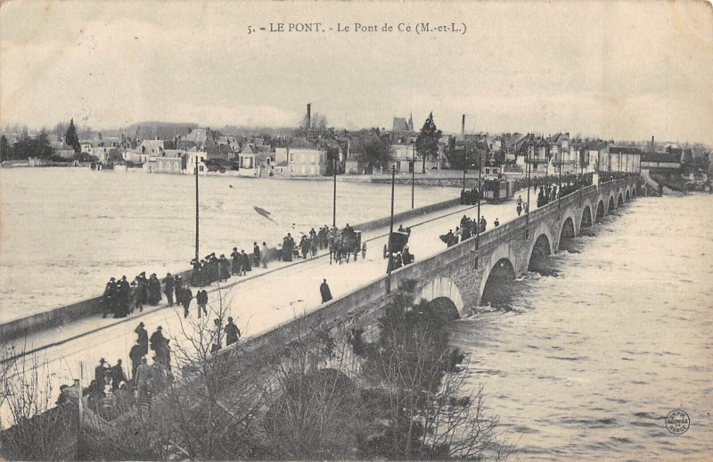 Carte postale ancienne Le Pont Le Pont De Ce