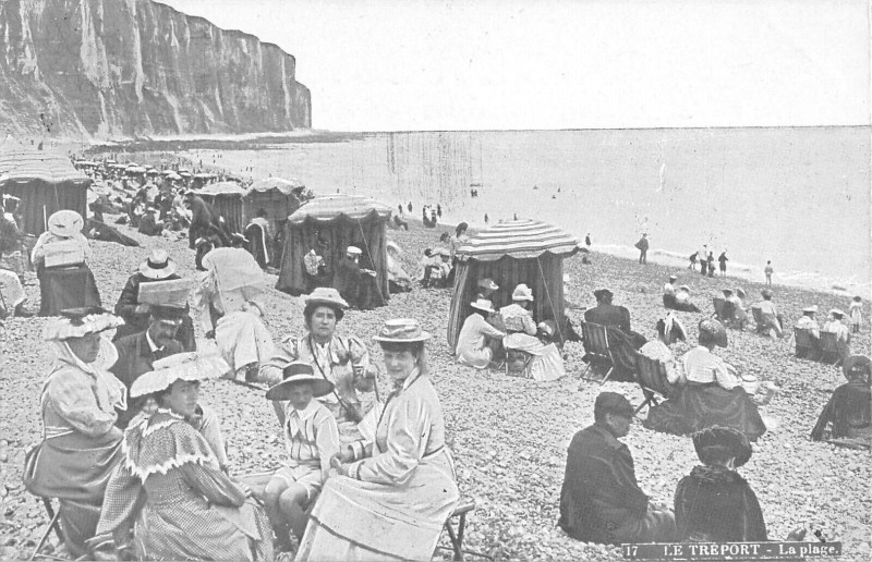 Carte postale ancienne Le Treport La Plage