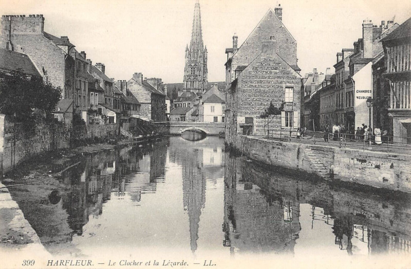Carte postale ancienne Harfleur Le Clocher Et La Lezarde à Eu