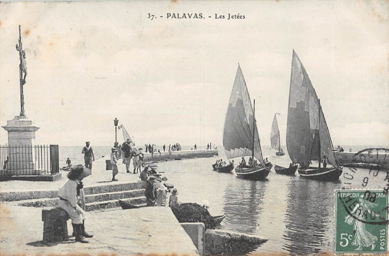 Carte postale ancienne Palavas Les Jetees