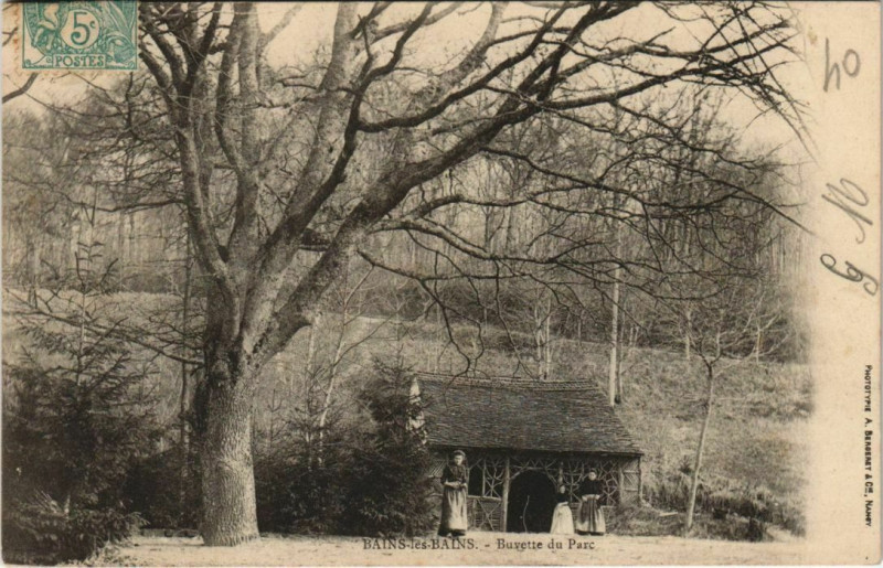 Carte postale ancienne Bains-les-Bains - Buvette du Parc