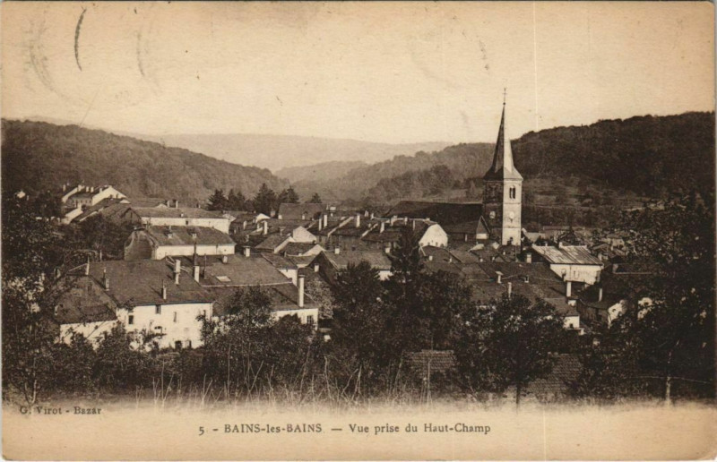 Carte postale ancienne Bains-les-Bains - Vue prise du haut champ