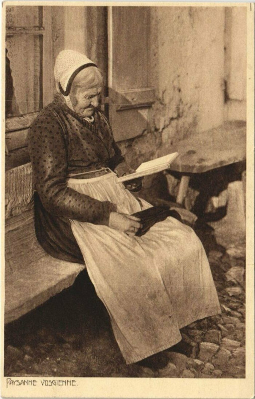 Carte postale ancienne Paysanne vosgienne