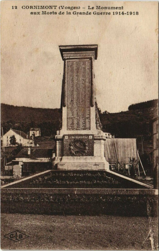Carte postale ancienne Cornimont - Le monument à Cornimont