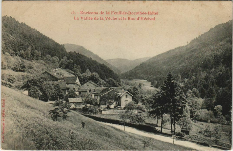 Carte postale ancienne Environs de la fruille - Dorothee Hotel