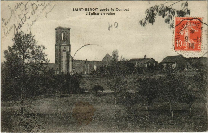 Carte postale ancienne Saint-Benoit - Apres le combat