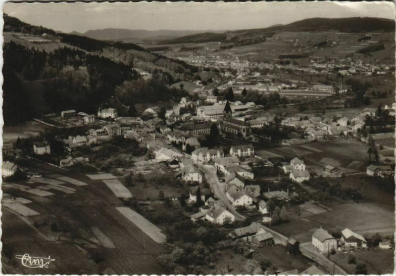 Carte postale ancienne Plainfaing - Vue générale à Plainfaing