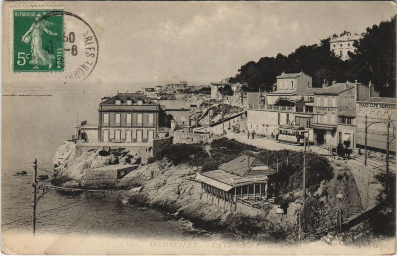 Carte postale ancienne Marseille - La corniche à Marseille