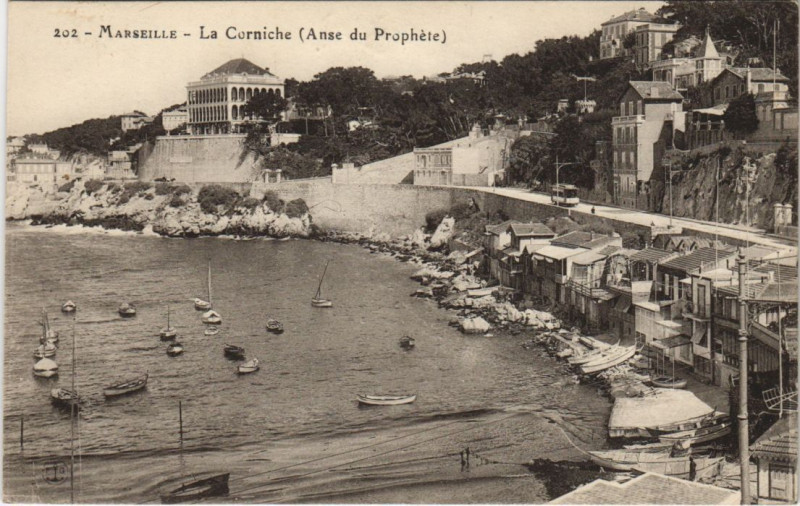 Carte postale ancienne Marseille - La corniche à Marseille