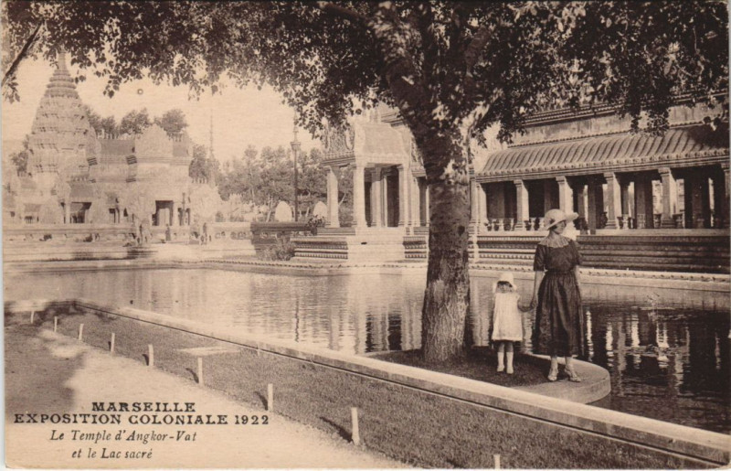 Carte postale ancienne Marseille Expo coloniale - Le temple à Marseille