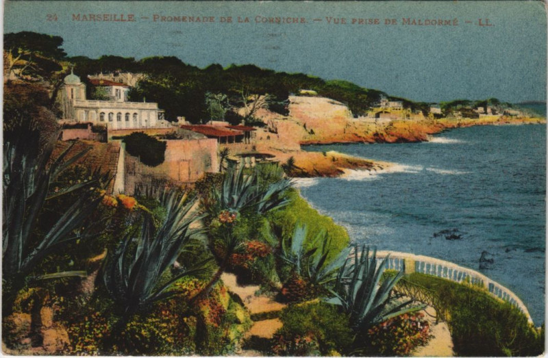 Carte postale ancienne Marseille - Promenade de la à Marseille