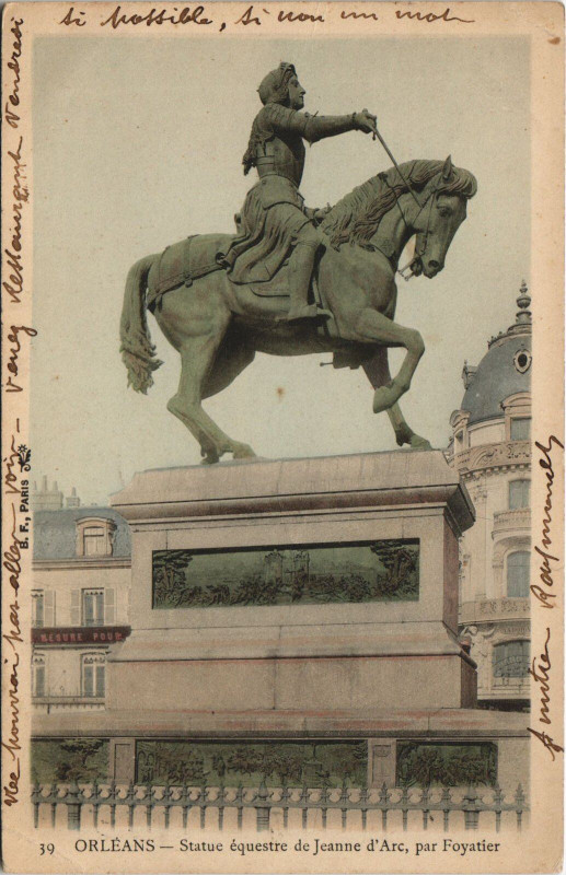 Carte postale ancienne Orleans - Statue equestre de jeanne à Orléans