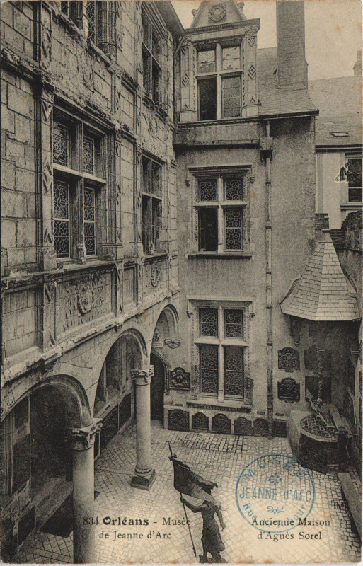 Carte postale ancienne Orleans - Musée de jeanne d'arc à Orléans