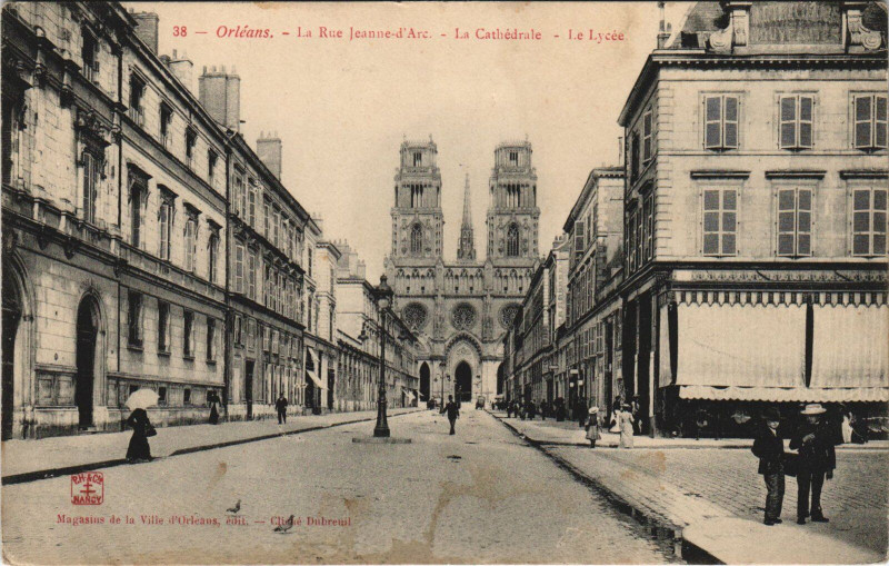 Carte postale ancienne Orleans - La rue jeanned arc à Orléans