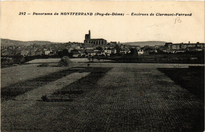 Carte postale ancienne Clermont-Ferrand Panorama Env. à Clermont-Ferrand