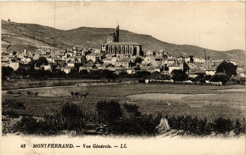 Carte postale ancienne Clermont-Ferrand vue générale à Clermont-Ferrand