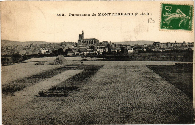 Carte postale ancienne Clermont-Ferrand Panorama à Clermont-Ferrand