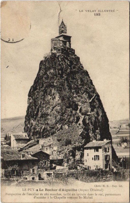 Carte postale ancienne Le Puy - Le rocher d'Aiguilhe à Aiguilhe