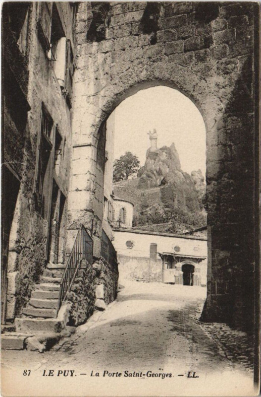 Carte postale ancienne Le Puy - La porte Saint-Georges