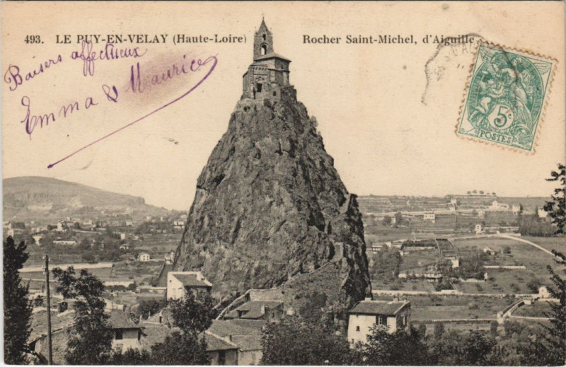 Carte postale ancienne Le Puy - Rocher Saint-Michel
