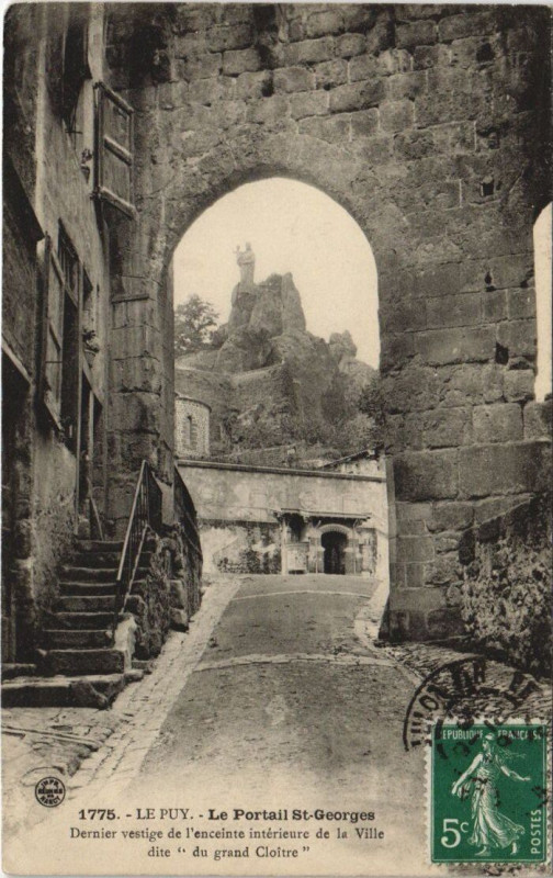 Carte postale ancienne Le Puy - Le portail