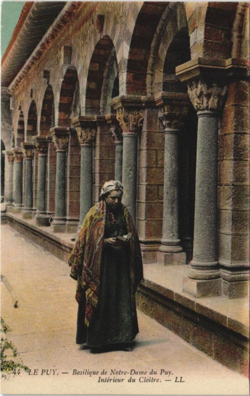 Carte postale ancienne Le Puy - Basilique de notre du pay