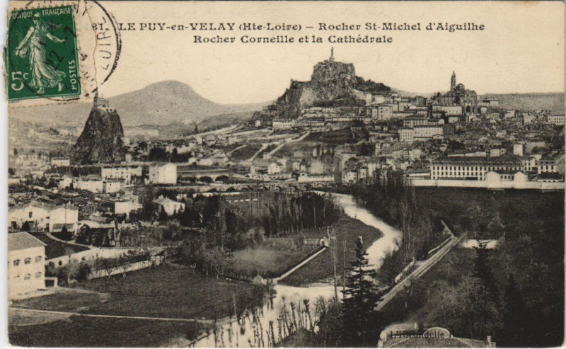 Carte postale ancienne Le Puy-en-Velay - Rocher Saint-Michel au Puy-en-Velay