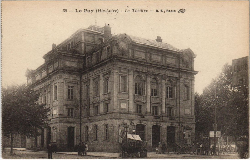 Carte postale ancienne Le Puy - Le theatre