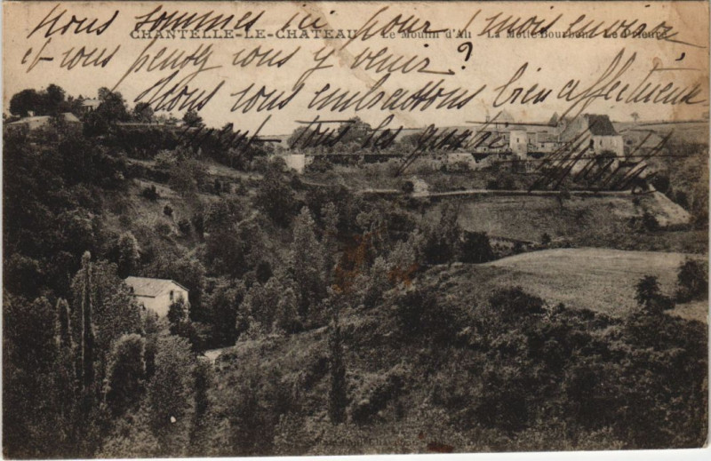 Carte postale ancienne Chantelle-Le-Chateau Le Moulin à Chantelle