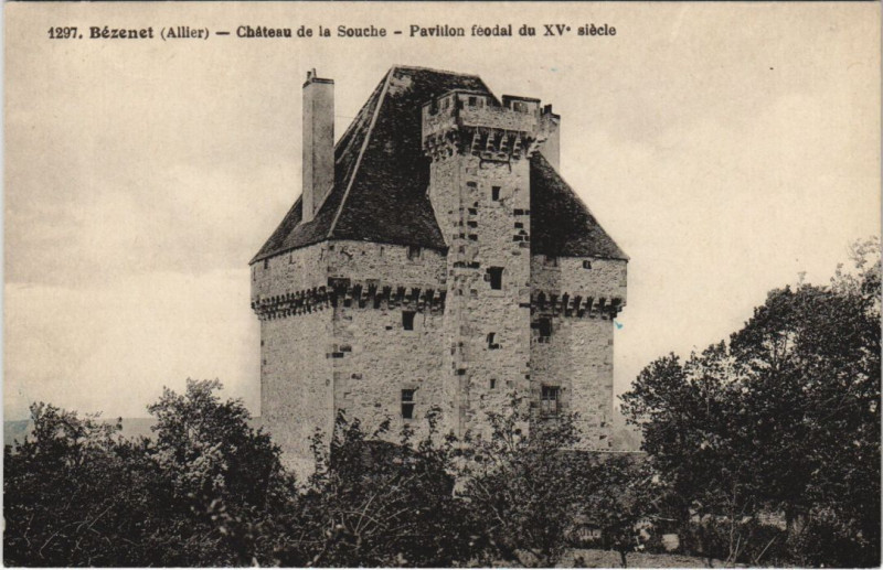Carte postale ancienne Bezenet Chateau de la Souche