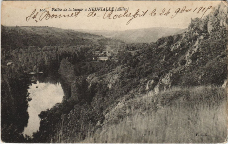 Carte postale ancienne Vallee de la Sioule Neuvialle