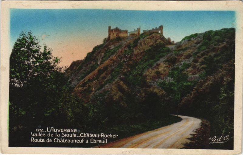 Carte postale ancienne Chateau de Rocher Route de Chateaneuf