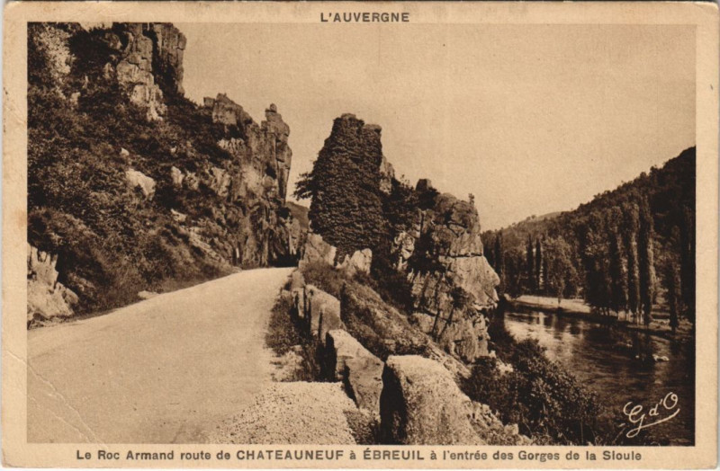 Carte postale ancienne Roc Armand Route de Chateauneuf