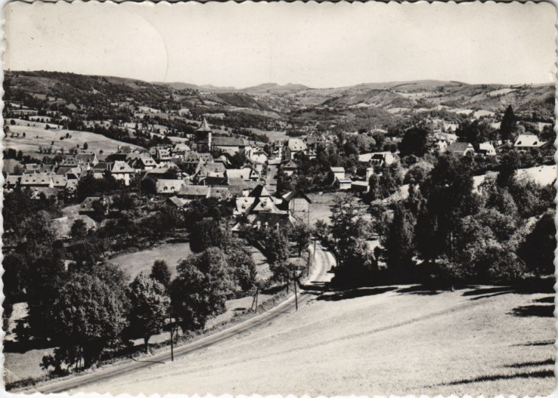 Carte postale ancienne Raulhac Vue Generale à Raulhac