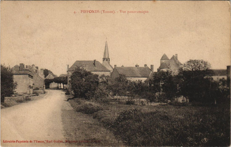 Carte postale ancienne Piffonds Vue panoramique à Piffonds
