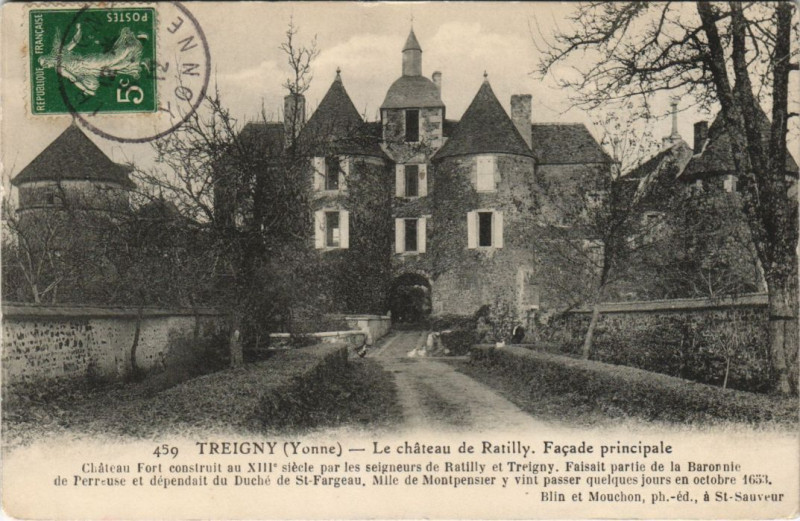 Carte postale ancienne Treigny Le Chateau de Ratilly