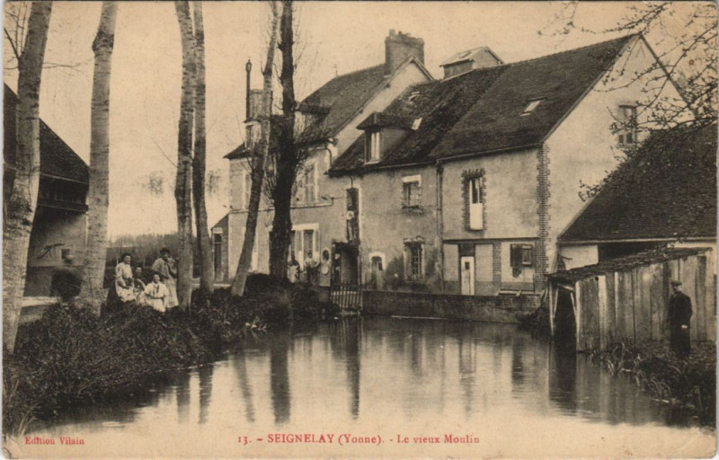 Carte postale ancienne Seignelay Le Vieux Moulin à Seignelay