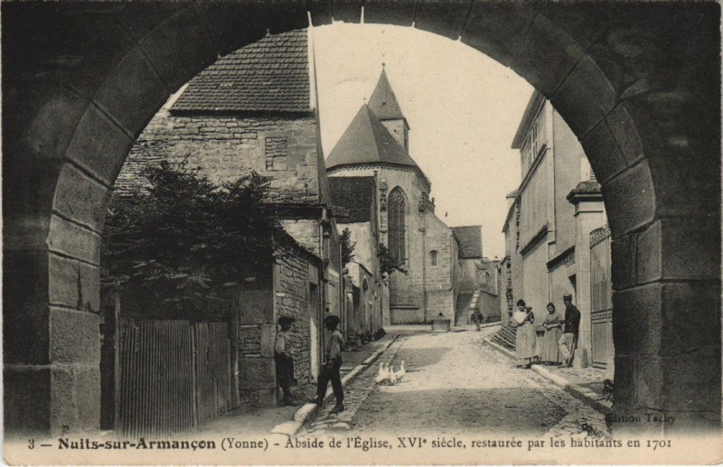 Carte postale ancienne Nuits-Sur-Armancon Abside de l'Eglise à Nuits