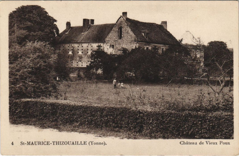 Carte postale ancienne Saint-Maurice-Thizouaille Chateau de Vieux Poux à Saint-Maurice-Thizouaille