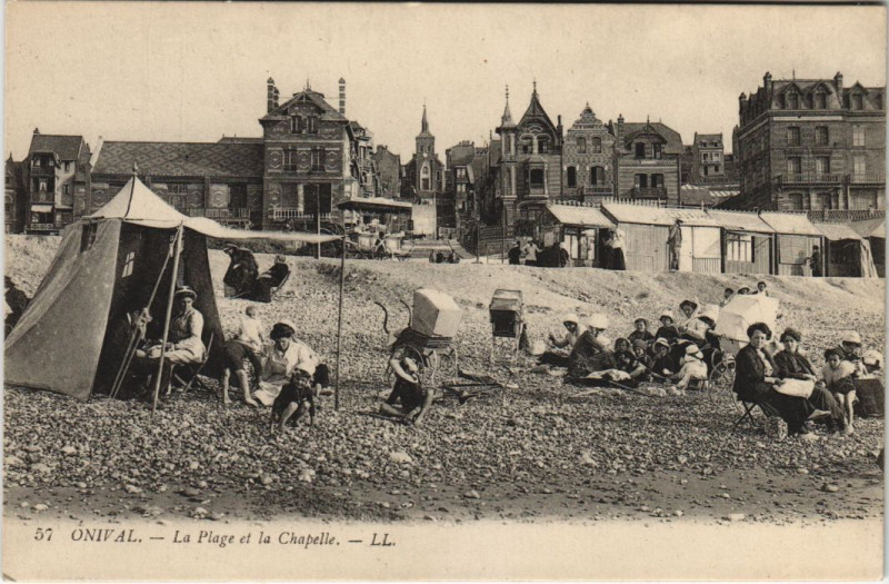 Carte postale ancienne Onival La Plage et la Chapelle