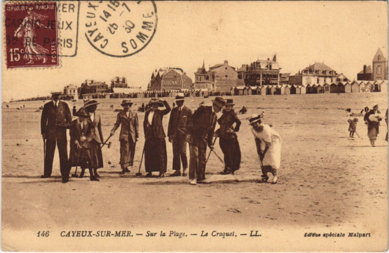 Carte postale ancienne Cayeux-Sur-Mer sur la Plage le Croquet à Cayeux-sur-Mer