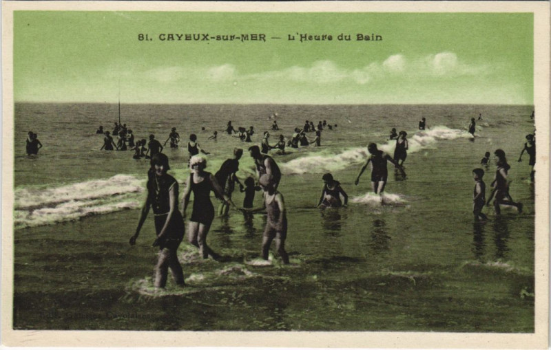 Carte postale ancienne Cayeux-Sur-Mer Heure du Bain à Cayeux-sur-Mer
