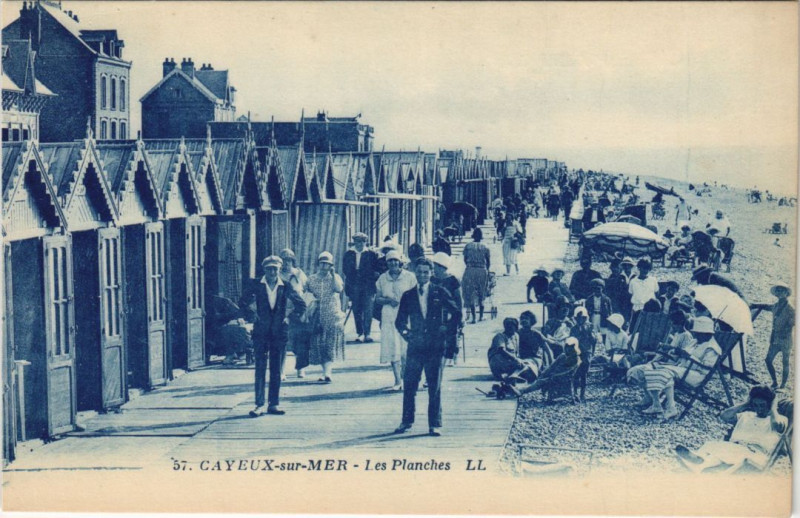 Carte postale ancienne Cayeux-Sur-Mer Les planches à Cayeux-sur-Mer