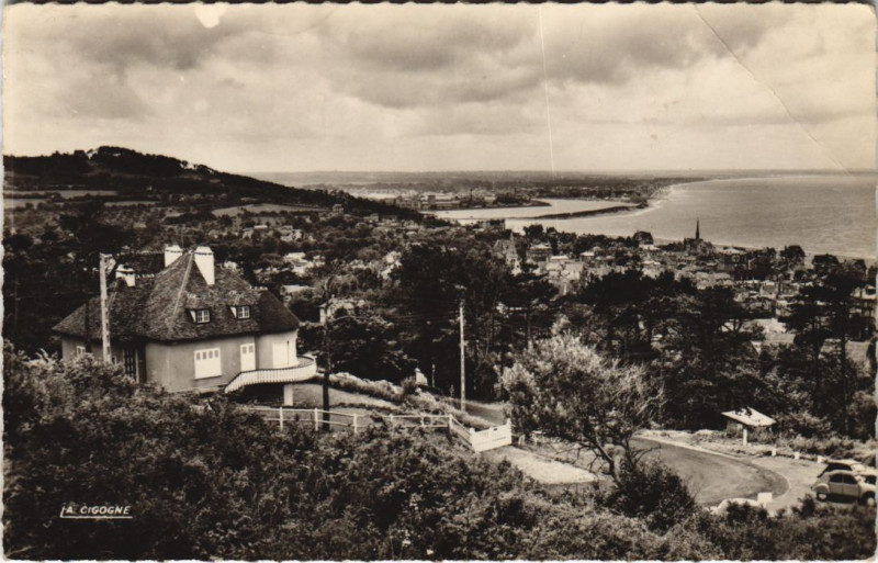 Carte postale ancienne Houlgate Panorama à Houlgate